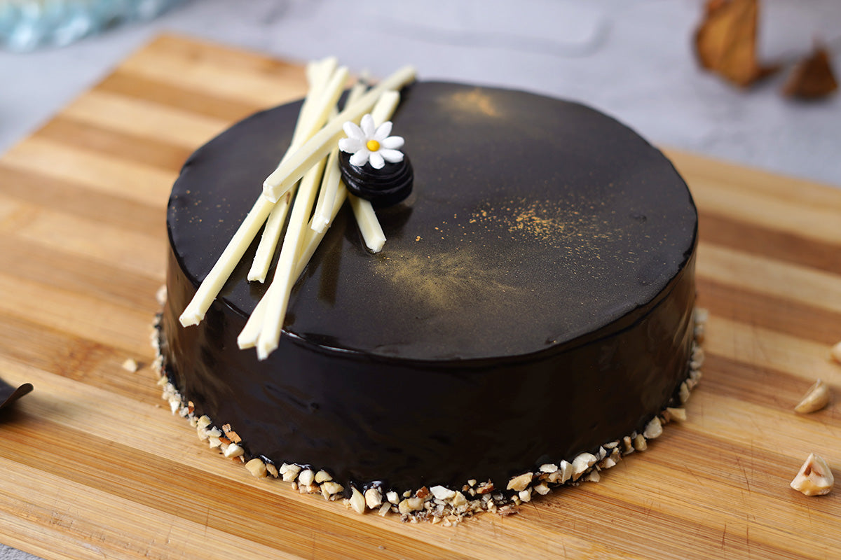 Sacher Torte Cake Mille Crust Bakery, Trivandrum